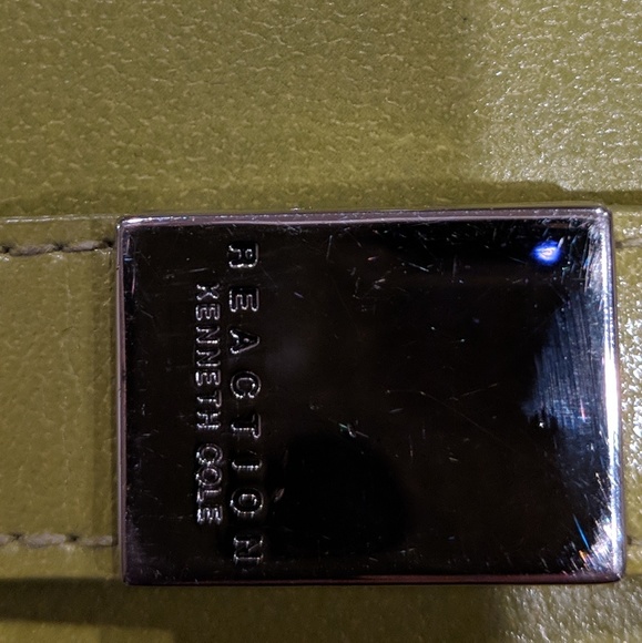 Kenneth Cole Reaction Wallet - Picture 2 of 7